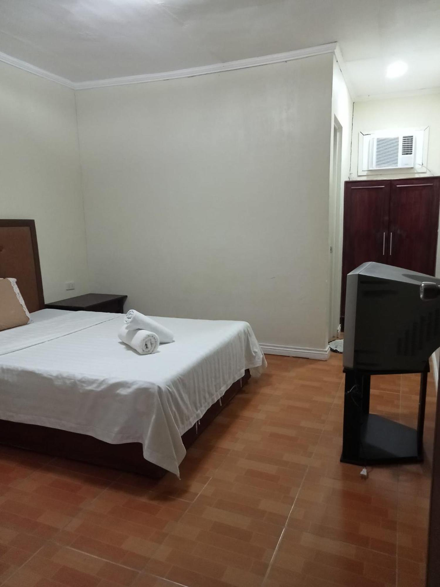 Happy Ripples Beach Resort Mabilao Екстериор снимка