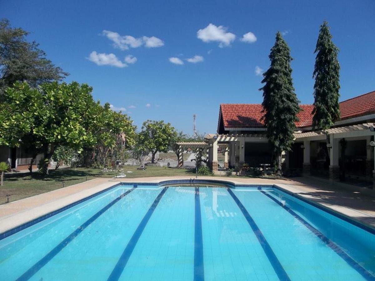 Happy Ripples Beach Resort Mabilao Екстериор снимка