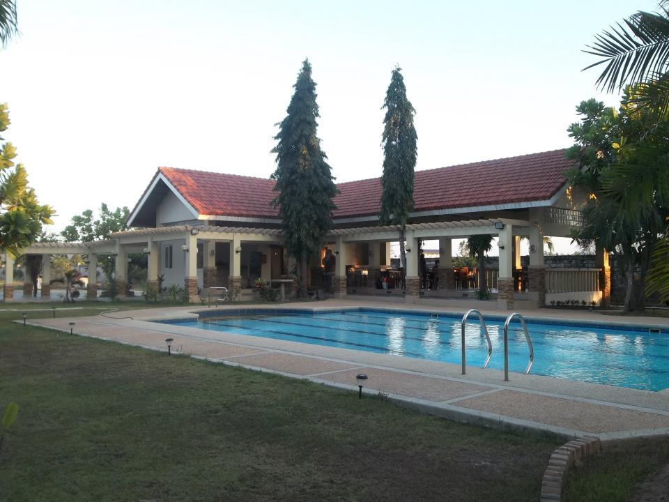 Happy Ripples Beach Resort Mabilao Екстериор снимка