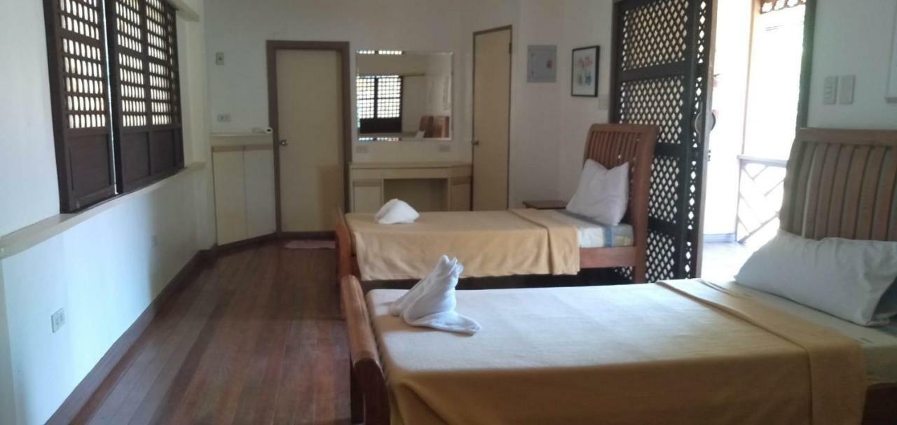 Happy Ripples Beach Resort Mabilao Екстериор снимка