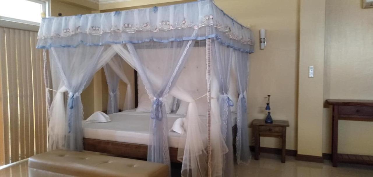 Happy Ripples Beach Resort Mabilao Екстериор снимка